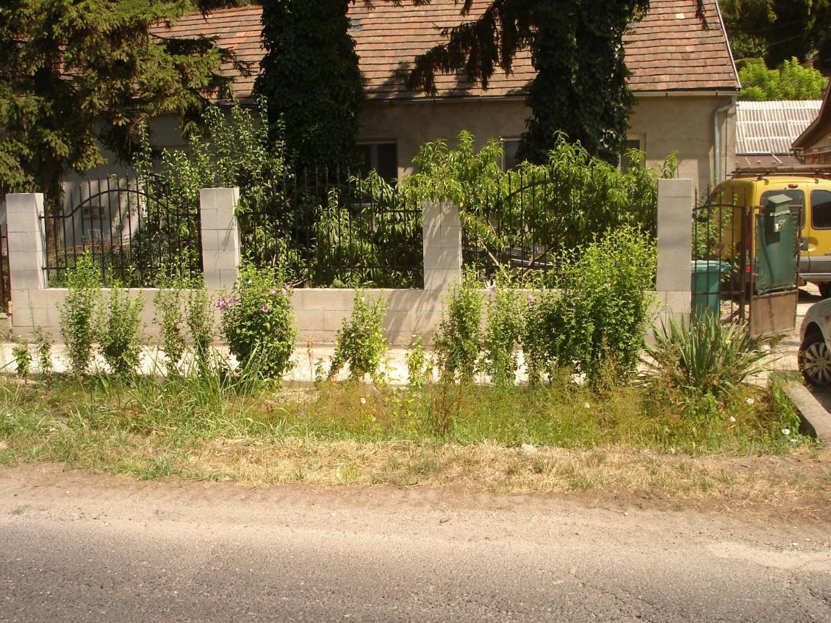 Balcsi1 Leilighet Balatonfůzfő Eksteriør bilde