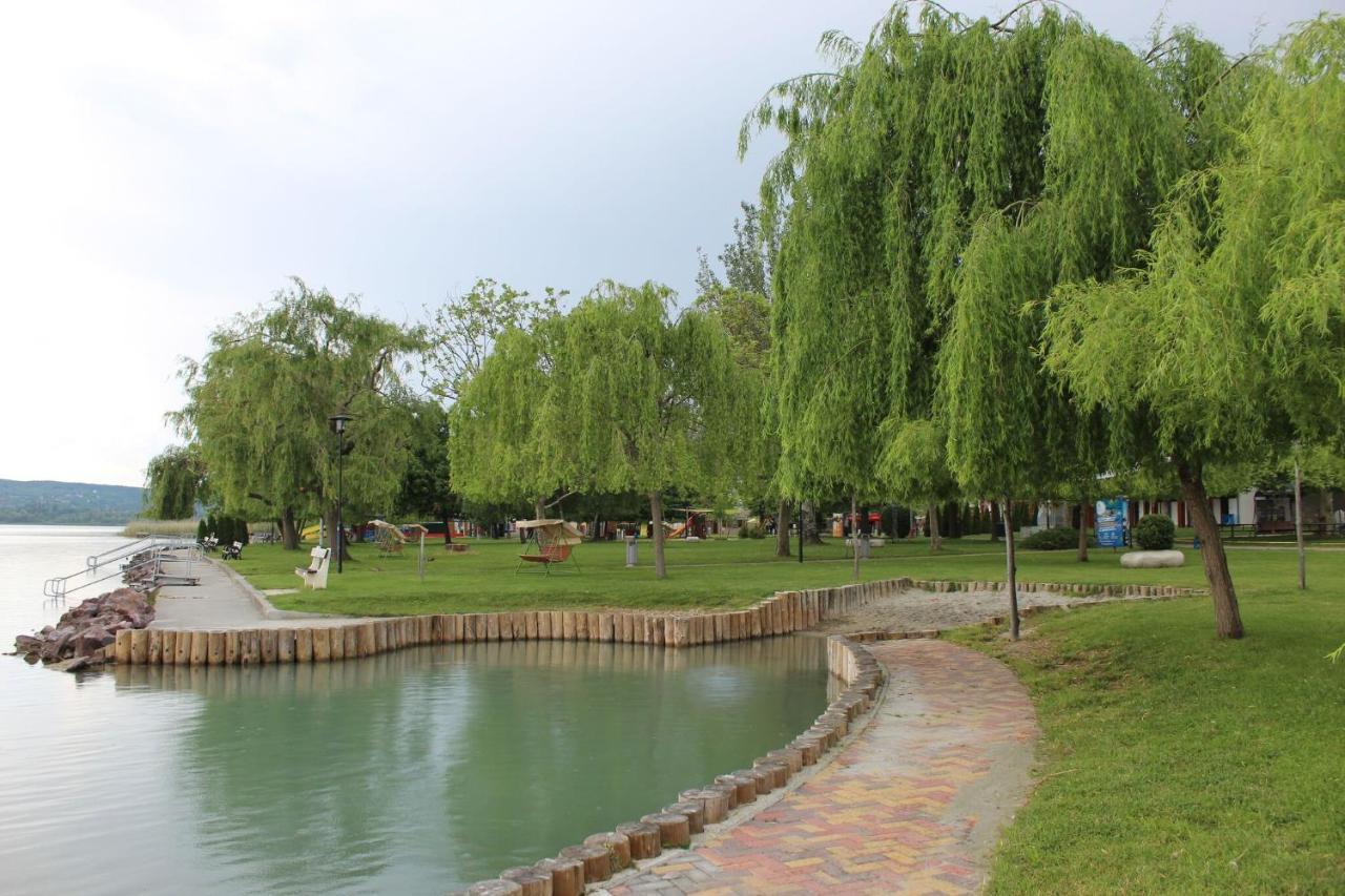 Balcsi1 Leilighet Balatonfůzfő Eksteriør bilde